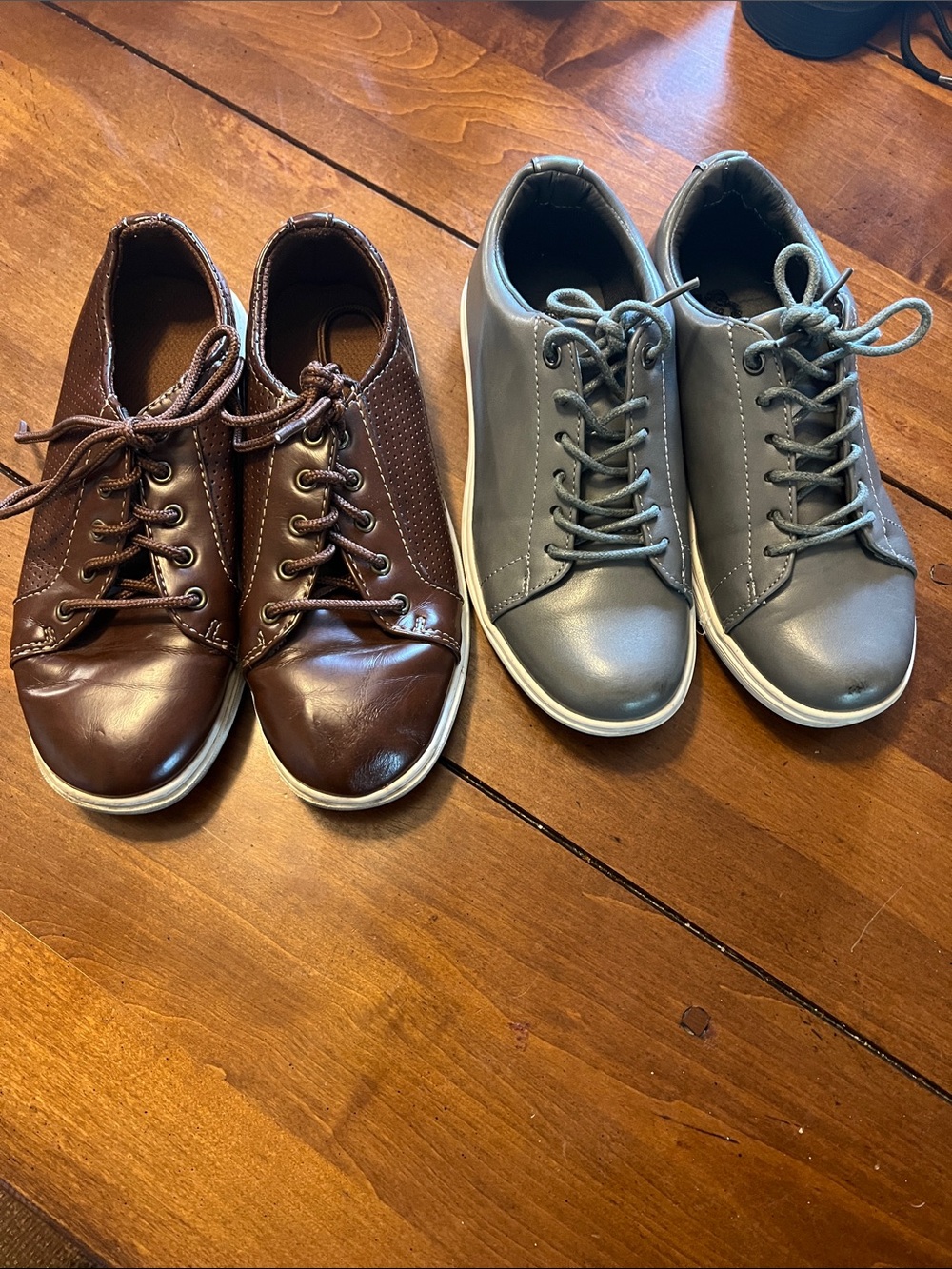 American Eagle Outfitters Kids Lace-Up Dress Sneakers in Brown and Gray